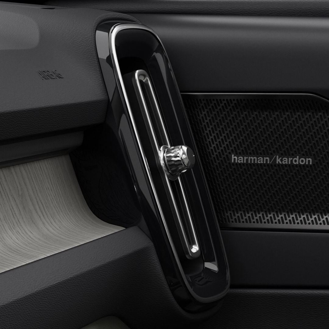 XC40 SUV의 어드밴스드 공기 청정 기능은 귀하 및 귀하의 동승자가 더 깨끗하고 맑은 공기를 즐길 수 있도록 도와줍니다.