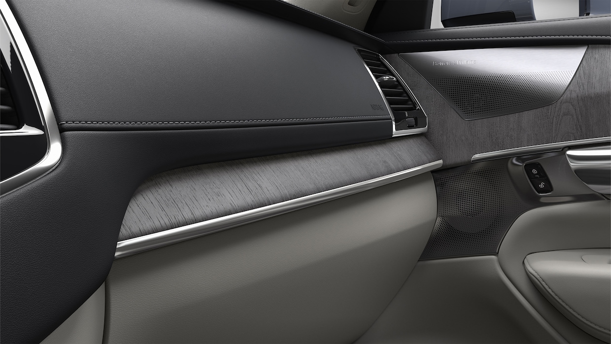 볼보 XC90의 인테리어 디자인 디테일.