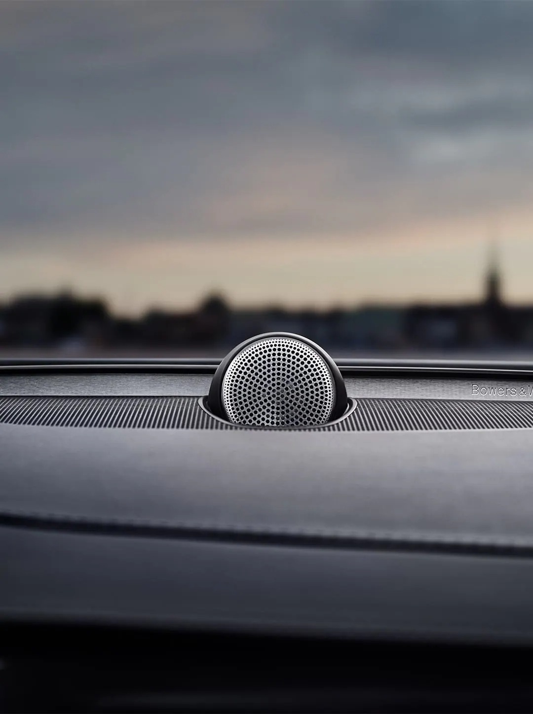 S90��� ������������ ������ ��� ��������� Bowers & Wilkins��� ������������ ���������